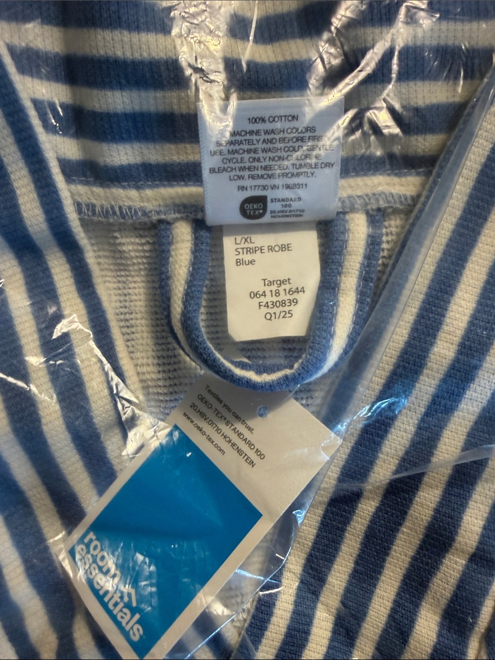 Target Blue & White Striped Robe - Picture 2 of 4